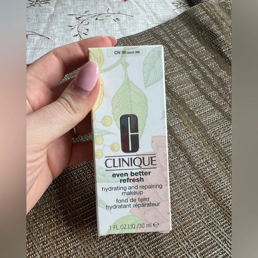 New! Clinique Even Better SPF 15 Makeup Cream Foundation CN 90 Sand